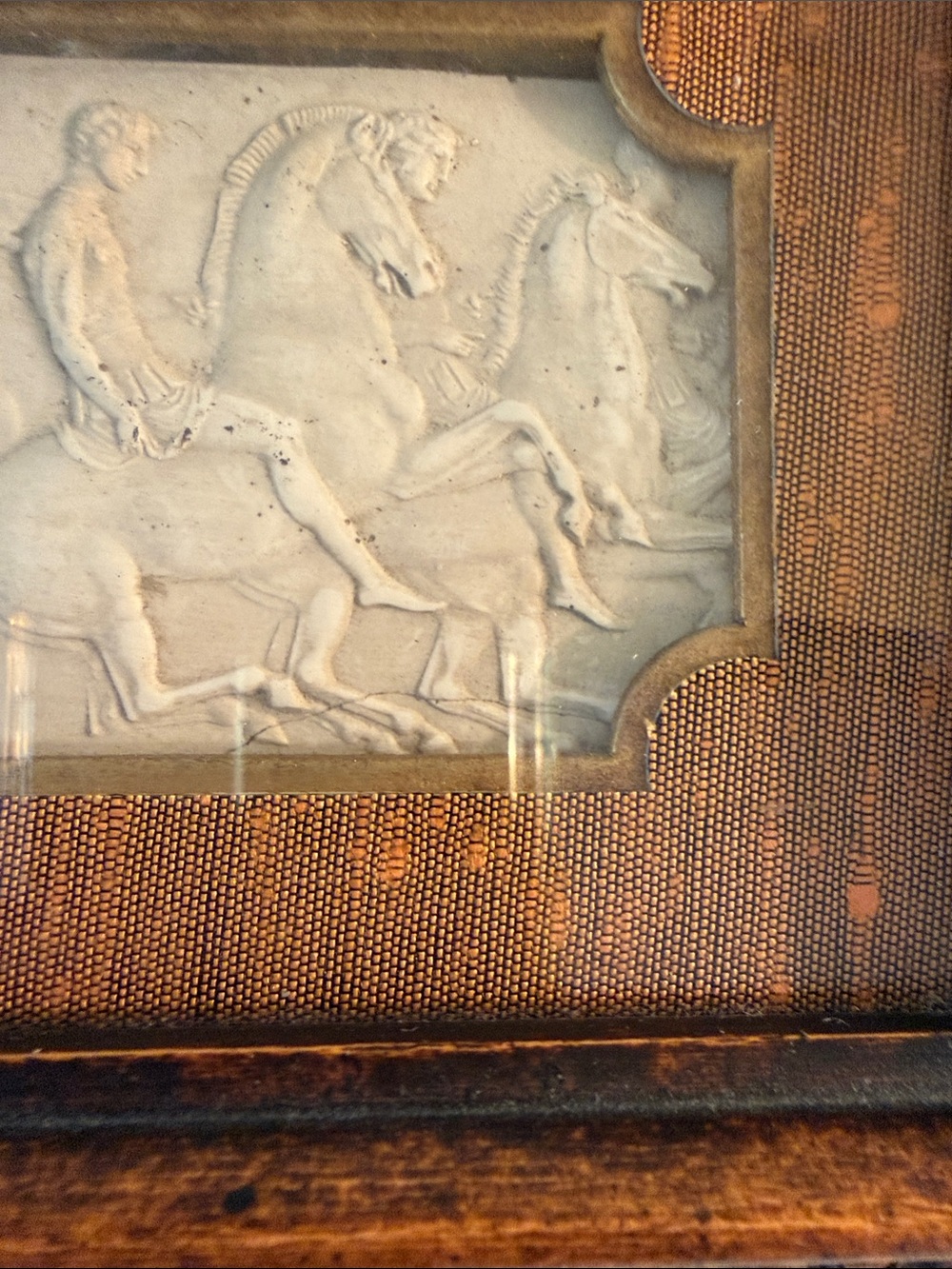 Vintage Petite Alabaster Horse Riding Relief in Wood Frame under Glass - Picture 6 of 7